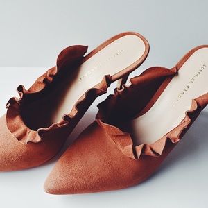 ⚡️SALE⚡️ Loeffler Randall Pink Suede Ruffle Mules